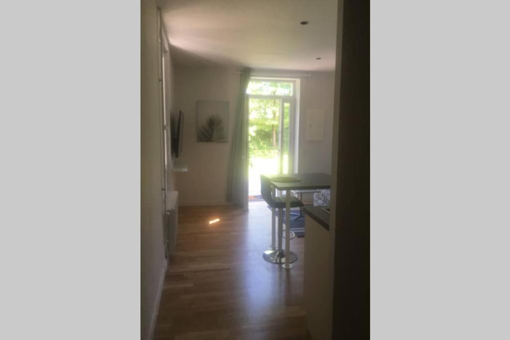 Appartabassens Lägenhet Bassens  Exteriör bild